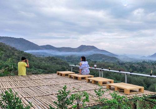 อัปเดต 20 ที่พักสวยริมน้ำแก่งกระจาน ทั้งสายชิลล์ สายบันเทิง สายปิ้งย่าง บ้านพักเหมาหลัง รวมไว้ให้ครบจบในคลิ๊กเดียว